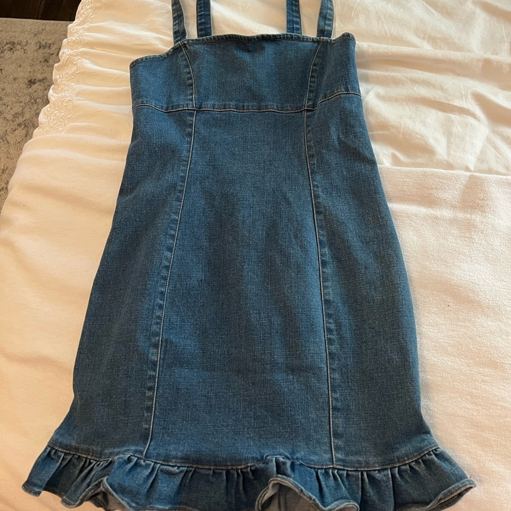 Forever 21 jean dress with ruffles and adjustable straps